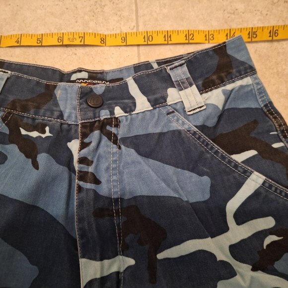 Macgear Utility Shorts - Picture 4 of 5